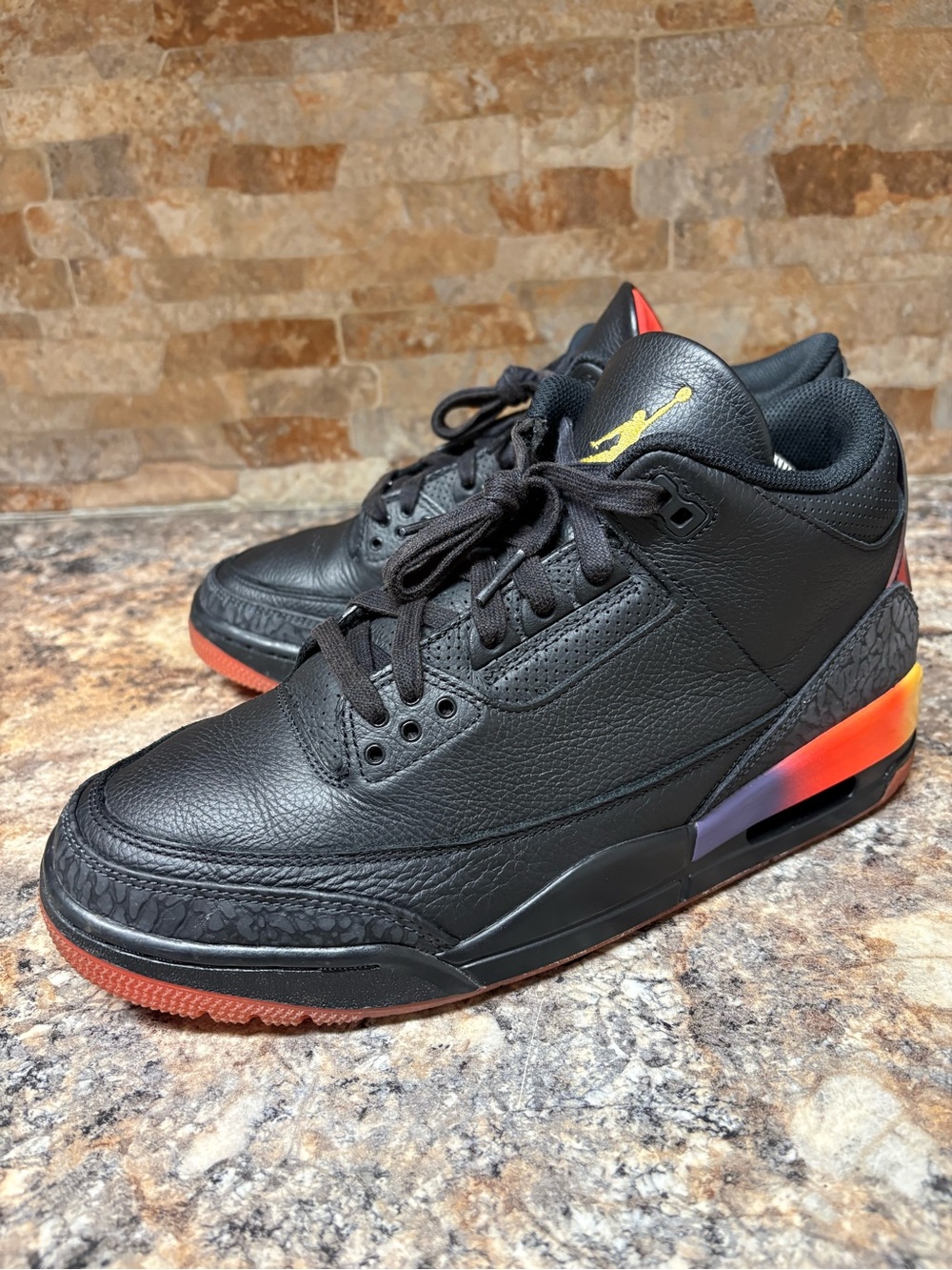 J Balvin x Air Jordan 3 Retro Rio 
FN0344-001
Size 10